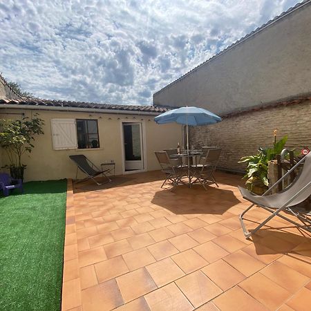 Charmante Maison Avec Cour Privative Cognac Zewnętrze zdjęcie